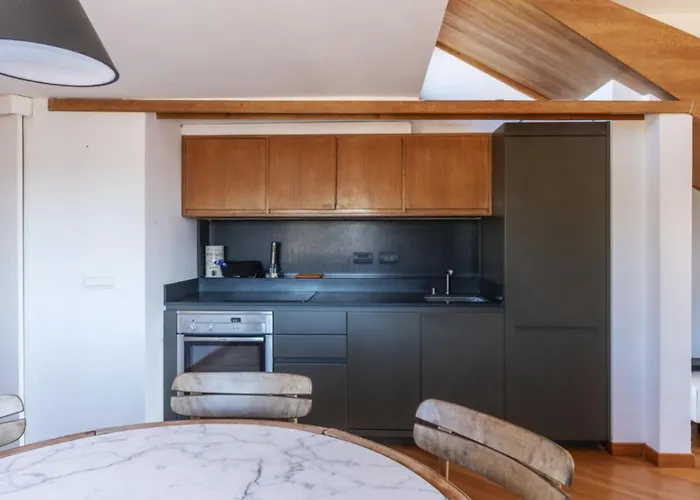 Willow Wood روما